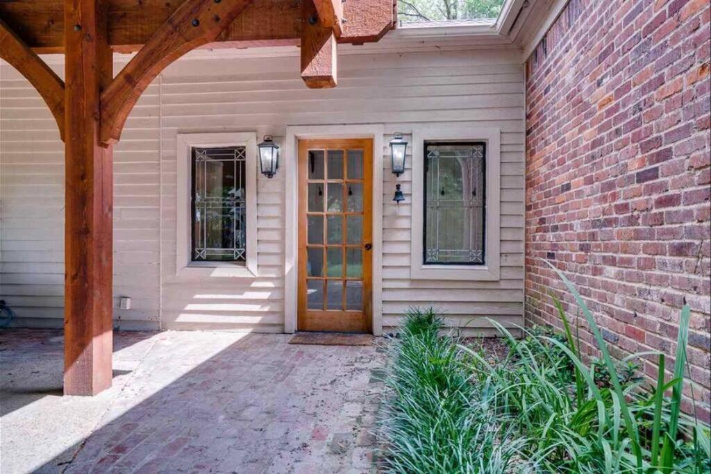 Elegant 6 Bedroom Home In Heart Of เมมฟิส ภายนอก รูปภาพ